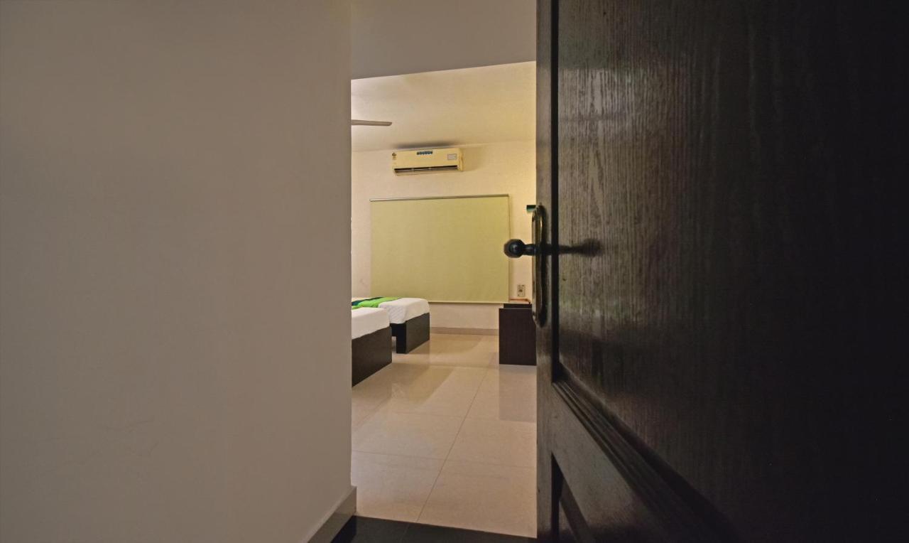 Treebo Samhaar Residency Thoraipakkam Hotel Chennai Eksteriør billede